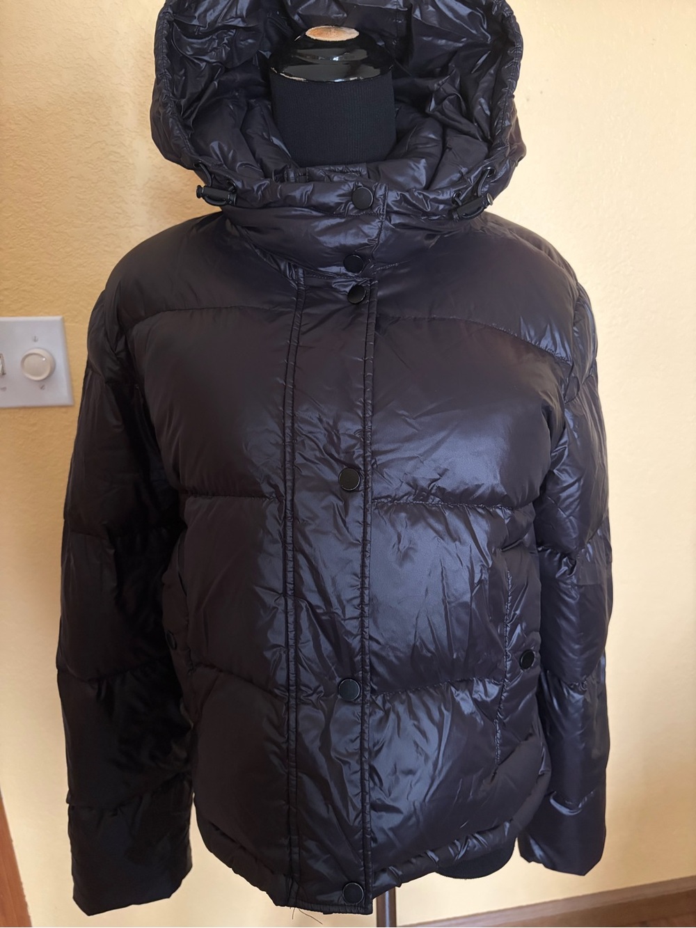 Italic Black down crop Jacket with Hood size S